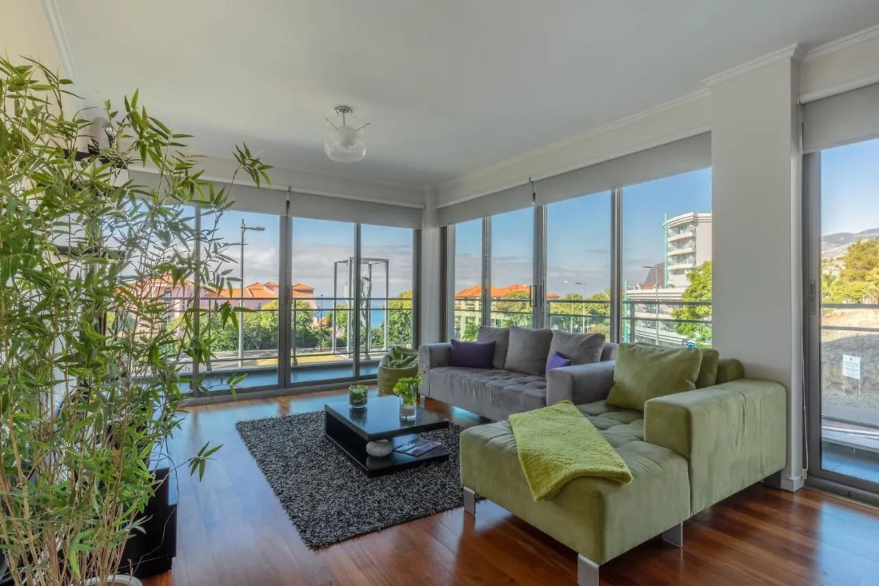 Monumental Residence Apartment With Pool By Hr Madeira Φουνκάλ 0*,  Πορτογαλία